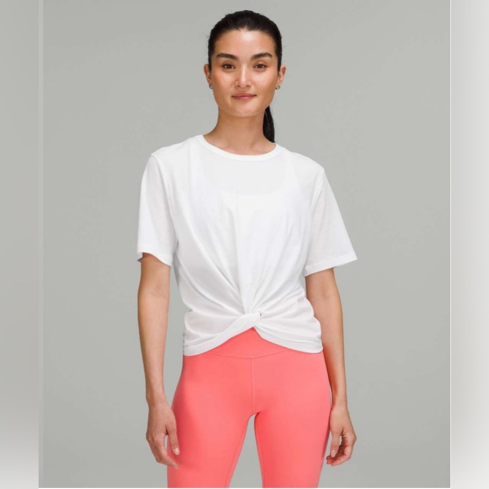 Lululemon Crescent Tee